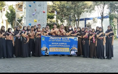 DUTA PENELITIAN PENDIDIKAN  DAN DUTA LITERASI SEKOLAH  BELAJAR KEPENULISAN DI  UNIWARA