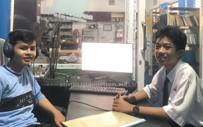 Radio Podcast SMP 1 Pasuruan: Wadah Inspiratif dan Kreatif bagi Generasi Muda dengan Dukungan OSIS