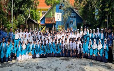 Serah Terima Jabatan OSIS Periode 2025-2026 UPT SMP Negeri 1 Pasuruan