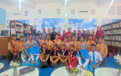 Meningkatkan Semangat Literasi: Kunjungan Inspiratif Tim Perpustakaan Nasional ke Pustaka Pinus UPT SMP Negeri 1 Pasuruan