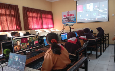 Sinergi Hijau: Duta UPT SMP Negeri 1 Pasuruan dan Green Tech Surabaya Bersatu untuk Bumi